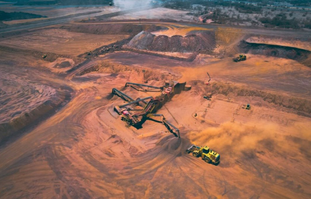 Fortescue awards Pilbara-wide contract to MLG Oz for crushing and screening across four major iron ore sites.