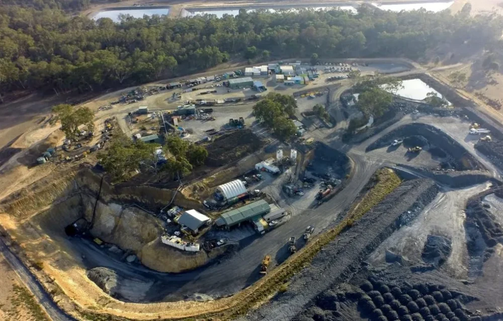 Under the plans, CO₂ emissions on the mine will be by up to 80% compared to conventional cement-based systems
